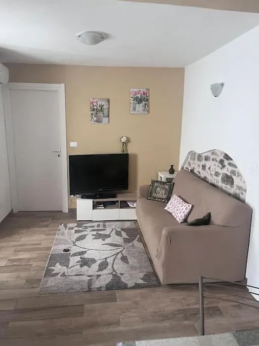 La Casa Del Sole Villa Imperia 0*,